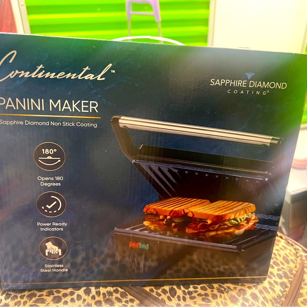 Panini Maker with Blue Non-Stick Coating